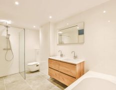 interior-design-decoration-nice-modern-bathroom_181624-61248